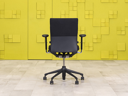 Офисное кресло для персонала на колесах ID Soft Vitra Ткань Чёрный Швеция_КПТЧ2-271123