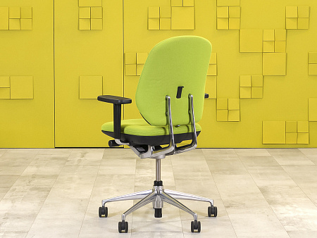 Офисное кресло для персонала на колесах Vitra Ткань Зелёный Швейцария_КПТЗ-301023