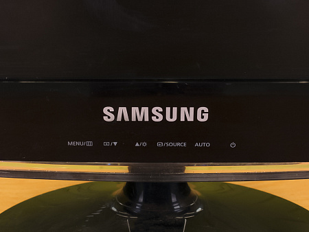 Монитор Samsung Пластик Чёрный _МОНИТОР-18041