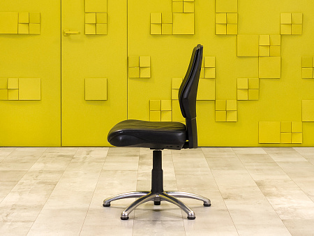 Конференц кресло для переговорной на ножках Steelcase Кожа Чёрный Франция_КНКЧ-260923